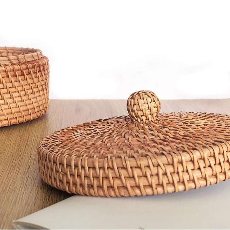 Handwoven Rattan Storage Box with Lid Wicker Fruit Cake Basket A