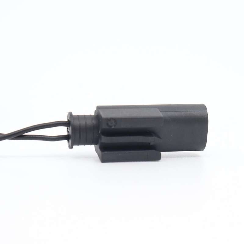 2x 61667046060 Front Black Windshield Wiper Spray Jet Washer Nozzle