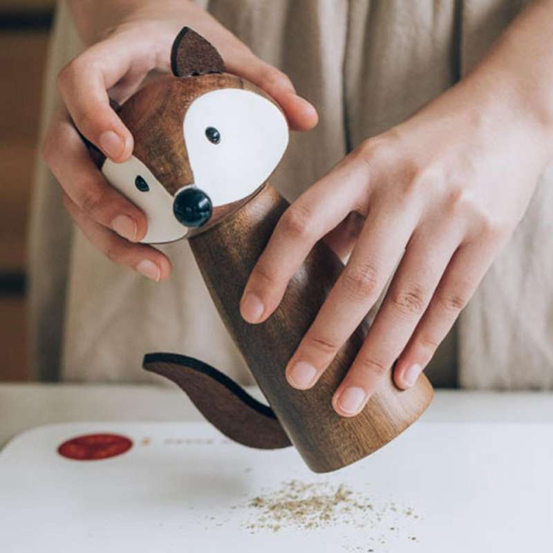 Fox Salt and Pepper Mill Grinder for Kitchen Freshly Ground Tools