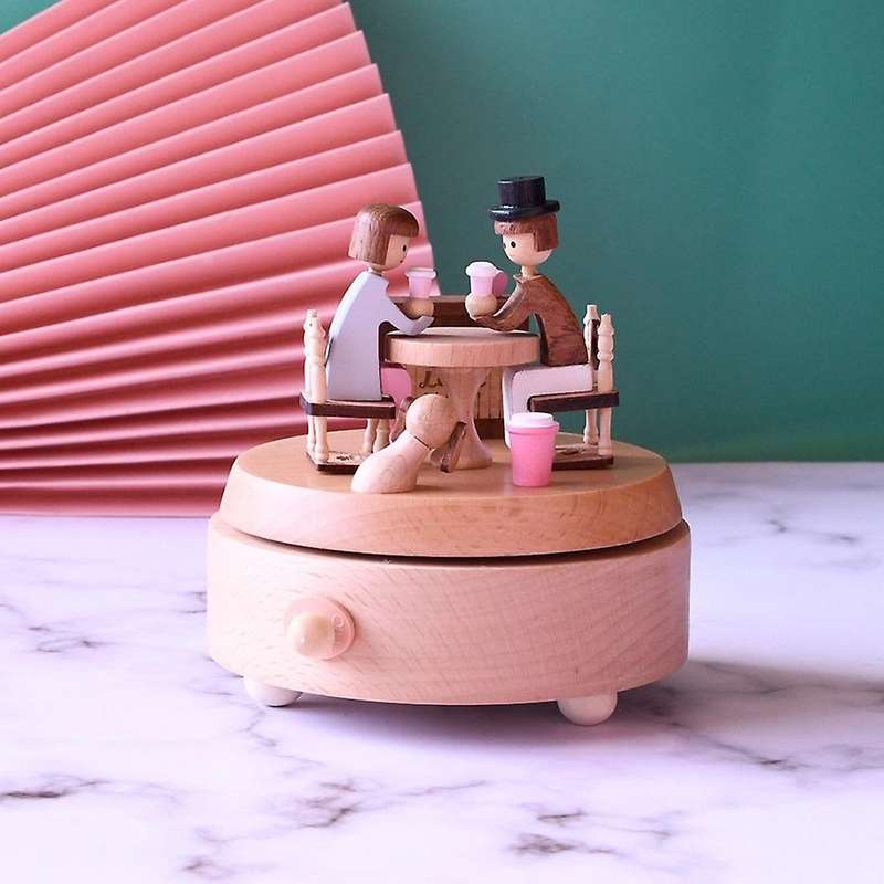 Handmade Beautiful Love Couple Mechanical Music Melody Box