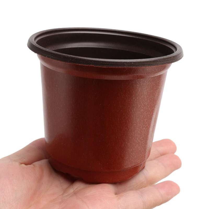 200 Packs Of 4-inch Plastic Plant Nursery Pots with 200 Plant Labels