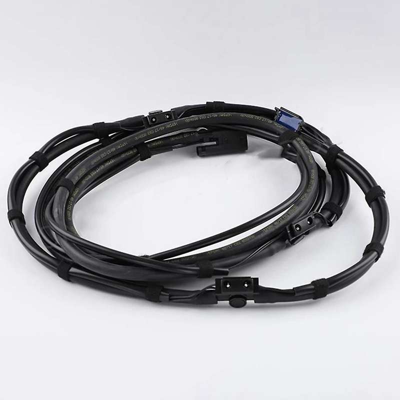 Auto Parts Front Windshield Water Spray Pipe for Benz W221/c216 05-13