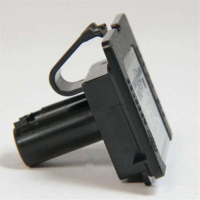 Car LED License Plate Light Rear Trunk Lid License Plate Light for E S GLC 0999068400 A0999068400