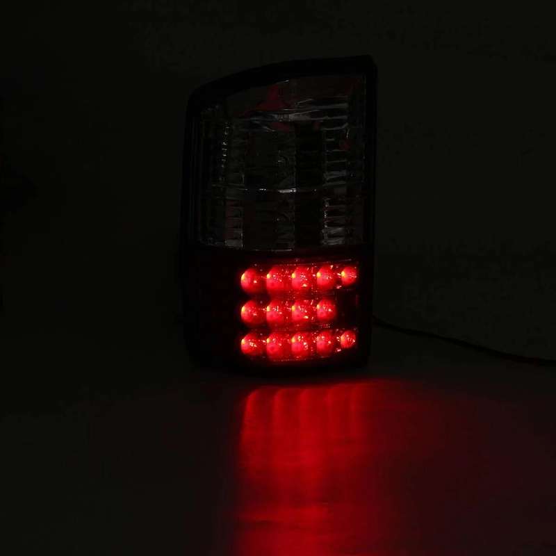 Car Left&right Rear Tail Light Brake Lamp for Nissan Patrol Gq 88-97