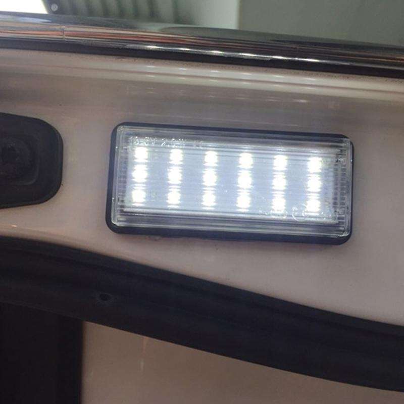 Car License Plate Light License Plate Light for Toyota Land Cruiser / Lexus Gx470 81270-60330