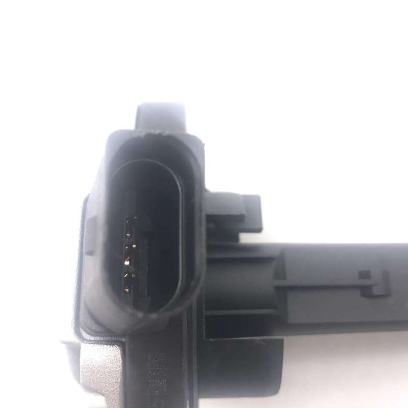 Car Oil Pressure Sensor Oil Pan Sensor Oil Level Sensor 06E 907 660 for  A6L C6