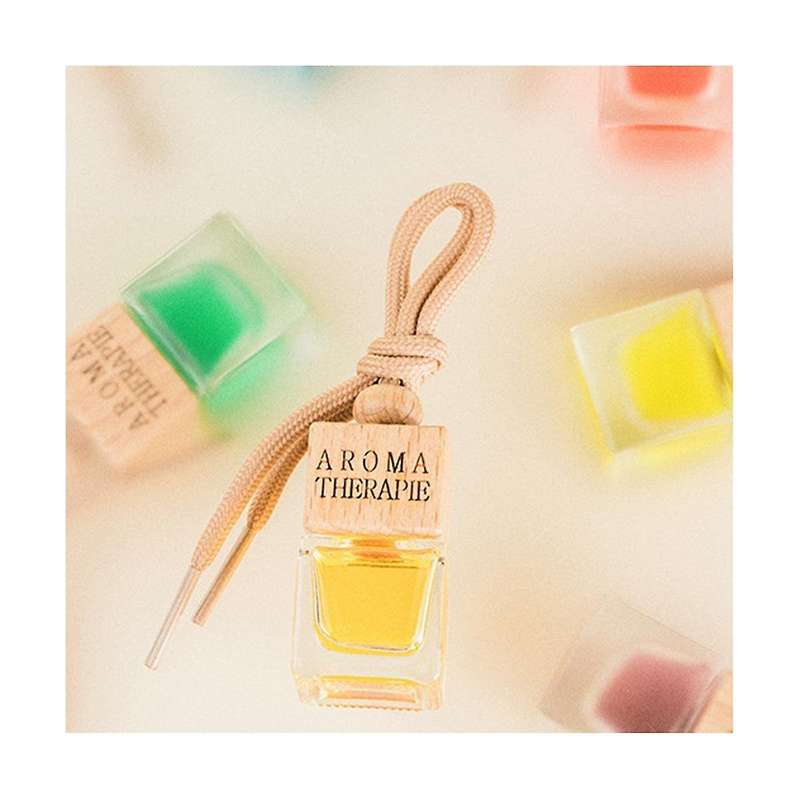 Car Perfume Car Aromatherapy Jewelry Car Fragrance Pendant Light Fragrance Ornament - Sweet-Scented