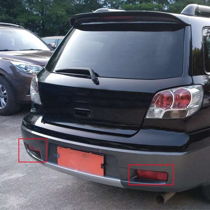 Car Rear Bumper Light Fog Light Reflector Light for MN126573 MN126574 OLD/CU4 2001 - 2006