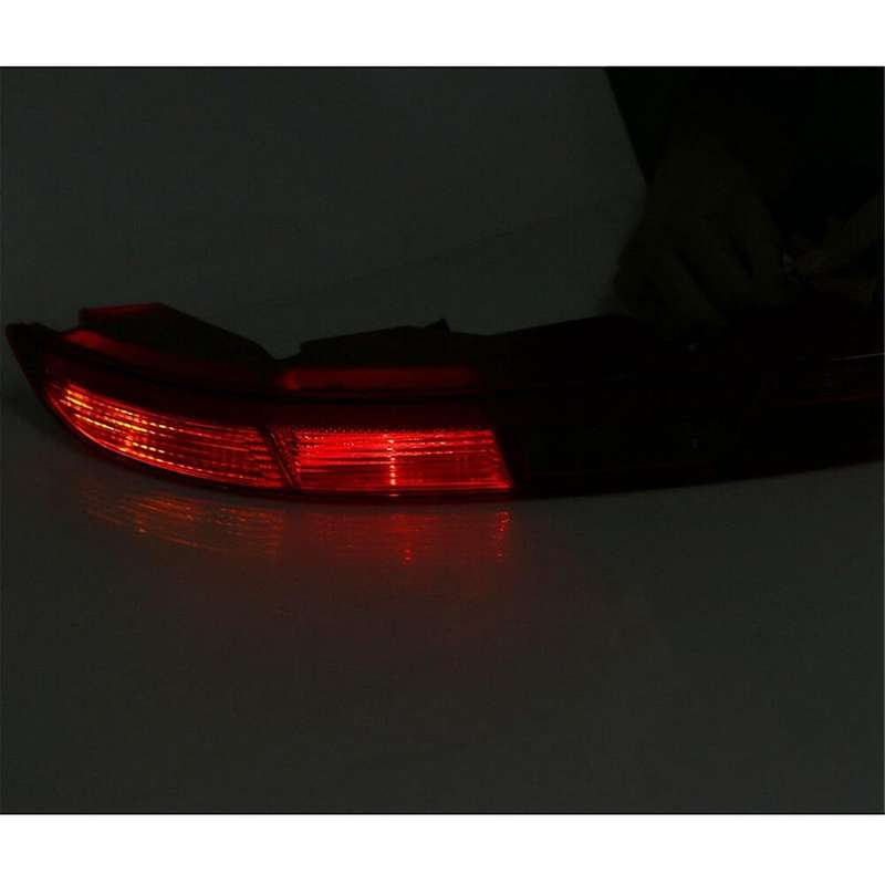 Car Rear Bumper Tail Light Reverse Lamp Red with Bulbs for Q3 2016-2018 8u0945096b 8u0945095b 8ud94