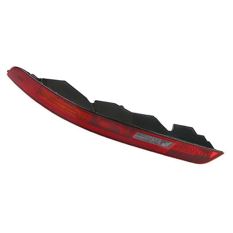 Car Rear Bumper Tail Light Reverse Lamp Red with Bulbs for Q3 2016-2018 8u0945096b 8u0945095b 8ud94