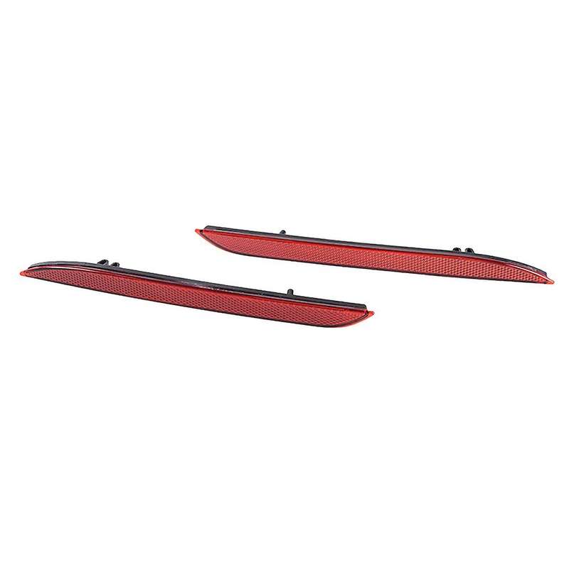 Car Red Rear Bumper Light Reflector Tail Lamp Warning Light Reflector Fog Lamp for 2015-2017