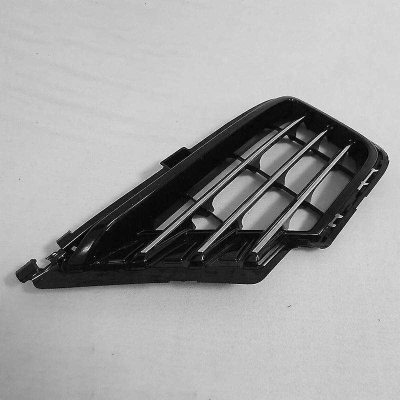 Car Right Front Bumper Fog Lamp Frame with Bright Strip Fog Lamp Grille for 2016-2018 7P6853666G