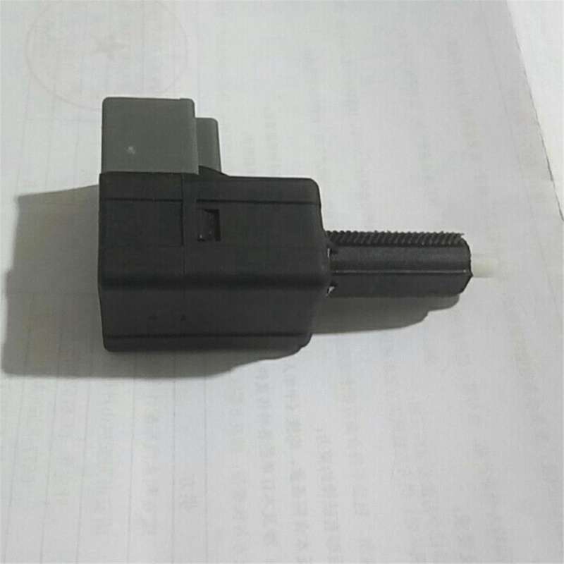 Car Stop Back Lamp Switch for I10 I20 Ix35 Ceed 938103s700 938103k000 93810-3k000