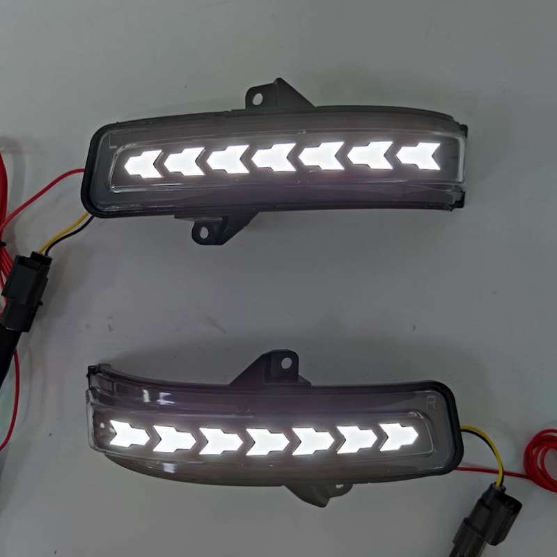 Car Turn Signal Rear View Mirror Cover LED Side Mirror Streamer Turn Signal Running for 2019-2020 Ji
