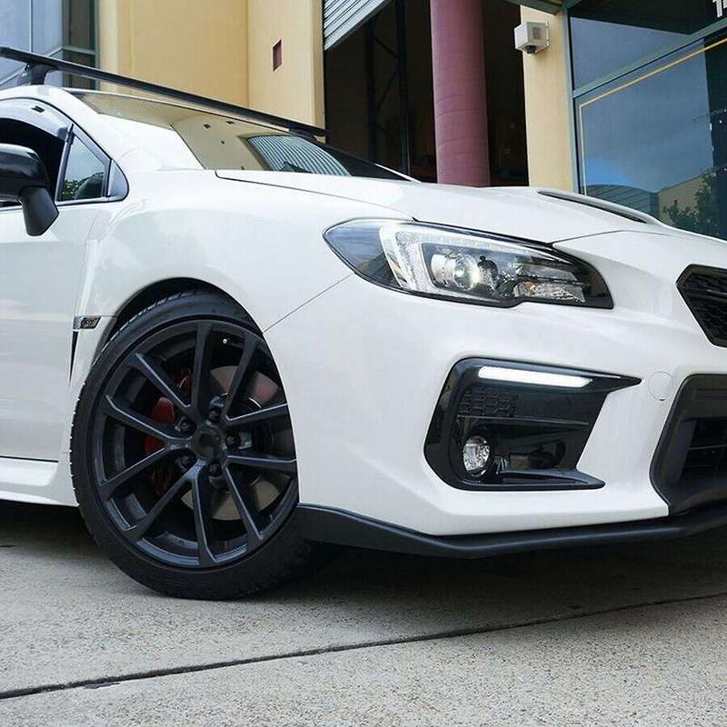 Car White/Amber Sequential LED DRL Fog Bezels Daytime Running Lights for 2018+