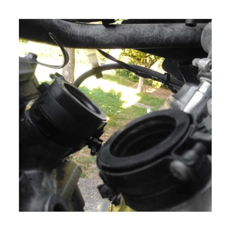 Carburetor Intake Manifold Holder for Vt600 Vt750 Shadow Xl600v Xlv600 Xl650v Xlv650 Transalp Nt650
