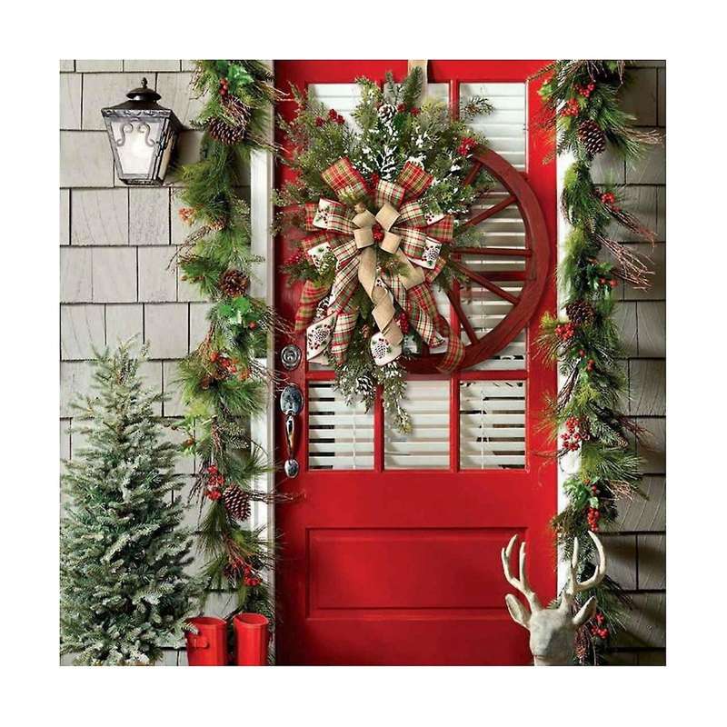 Christmas Winter Wreath Door Pendant Farmhouse Carriage Wheel Christmas Ornament Wreath Christmas Pi