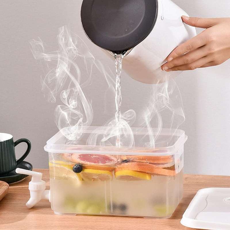 Cold Water Bottle 3L Refrigerator Pot Drink Pitcher Cold Storage Pitcher Water Bottle Juice Bucket K