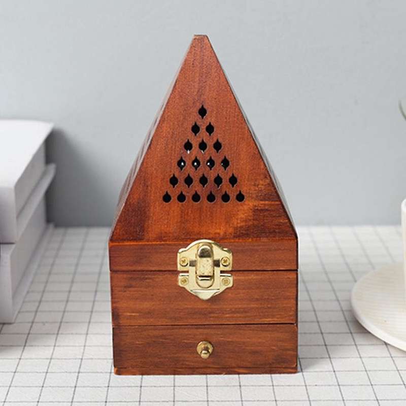 Wooden Agarwood Sandalwood Box Burner Burner Antique Aromatherapy Burner Pyramid Hollow Box