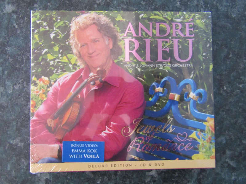 André Rieu And His Johann Strauss Orchestra  Jewels Of Romance (CD/DVD)