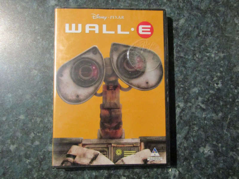 Disney Pixar's Wall E (DVD)