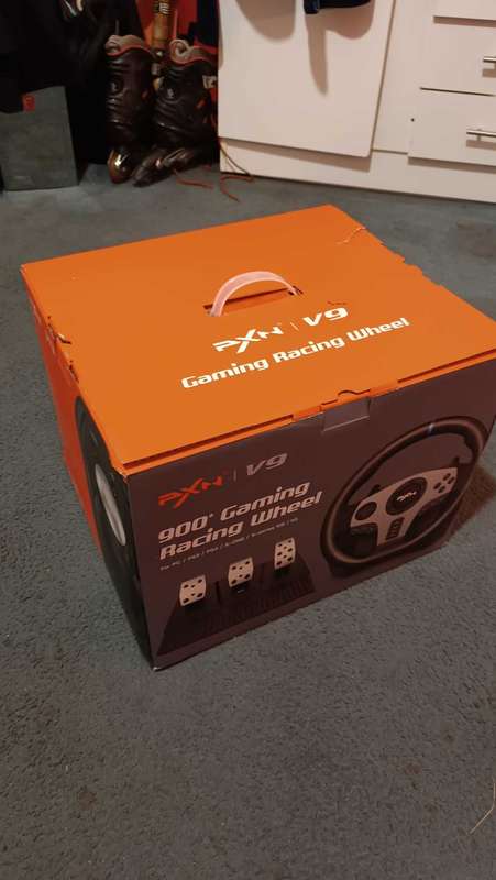 PXN V9 PC GAMING WHEEL - UNUSED