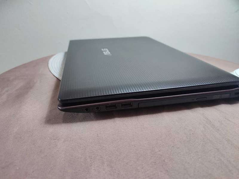 IMMACULATE ASUS CORE i5 LAPTOP FOR SALE
