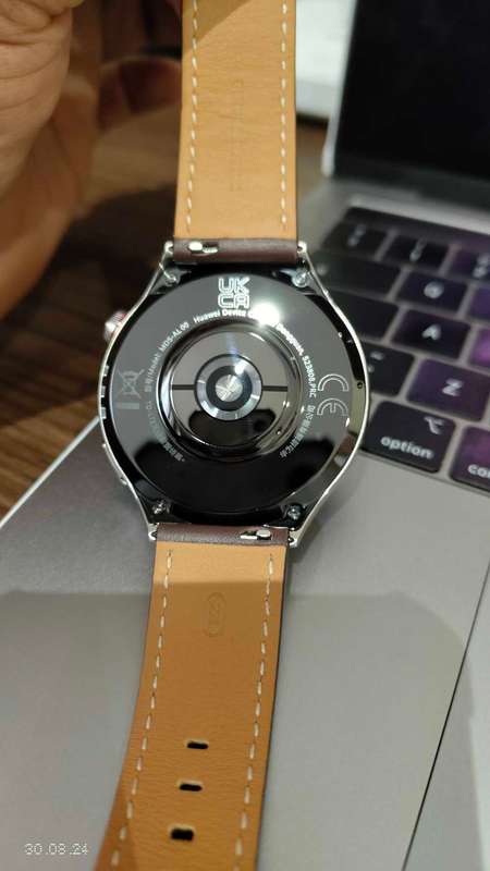 Huawei Watch 4 Pro Titanium Alloy case & Sapphire Crystal
