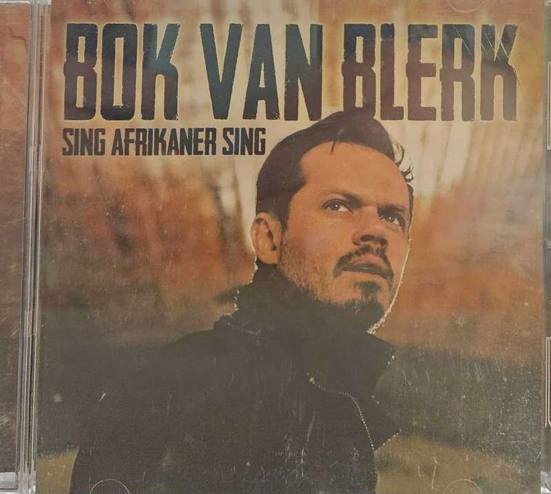 Bok Van Blerk sing Afrikaner Sing.  1234