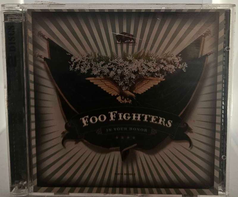 Foo Fighters In your Honor. 1584