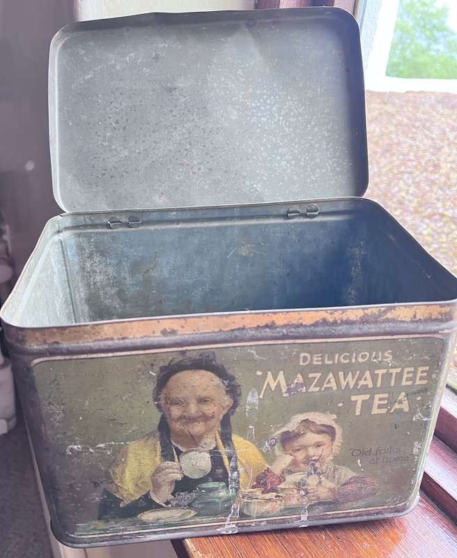 Vintage Mazawattee tin - Old folks at home
