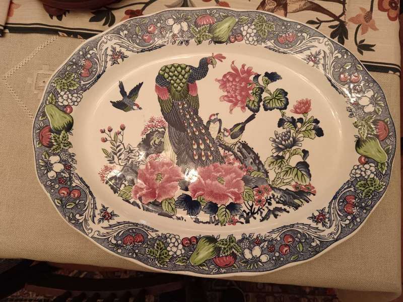 Large Imari Platter decorated with Peacocks and a border of Foliage and Fruit