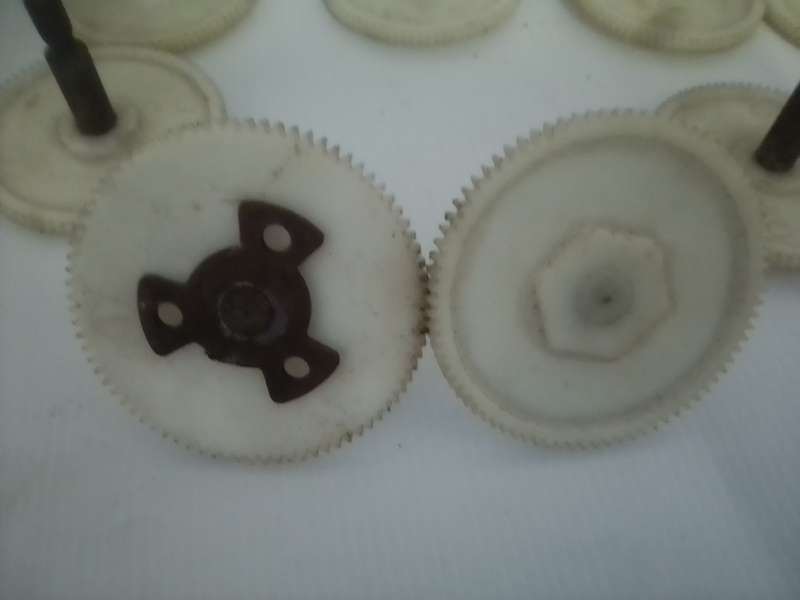 HOOVER CARPET SHAMPOOER POLISHER DRIVE GEARS