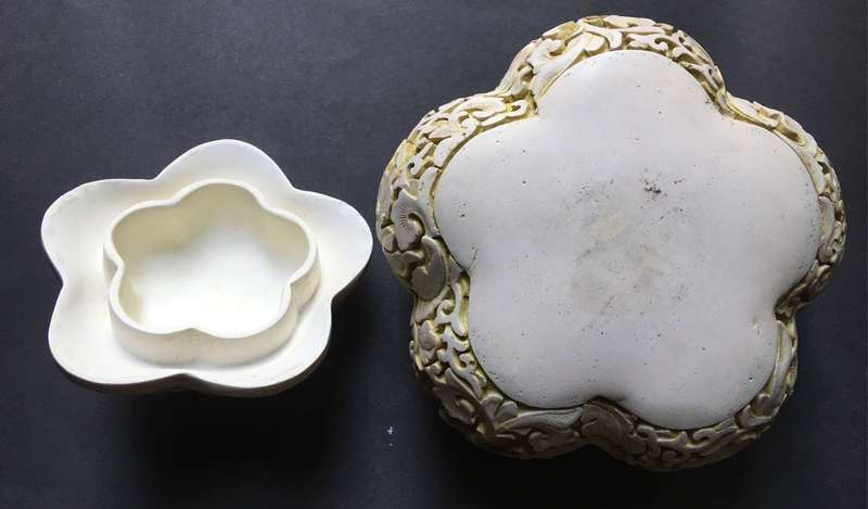 Vintage Chinese Cinnabar bowl