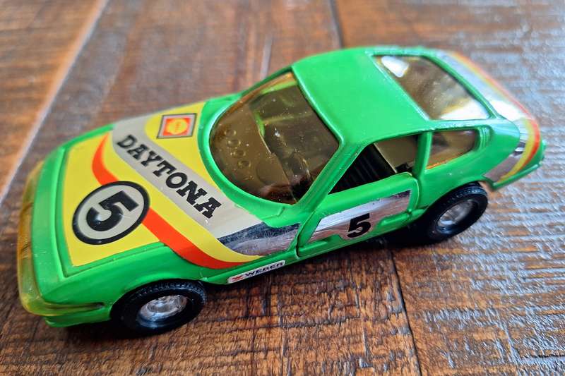 Corgi Ferrari Daytona 300