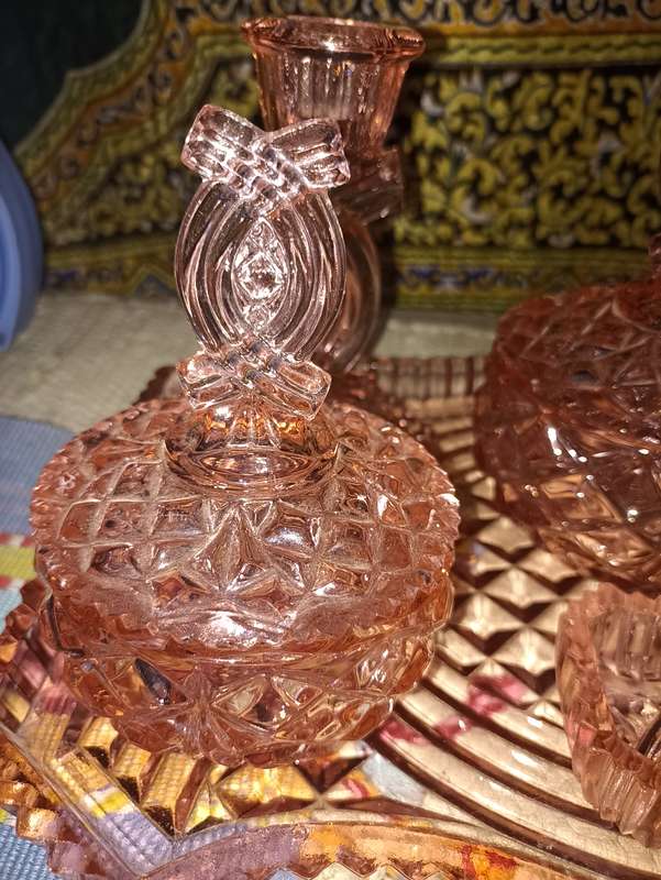 Carnival vintage dressing set