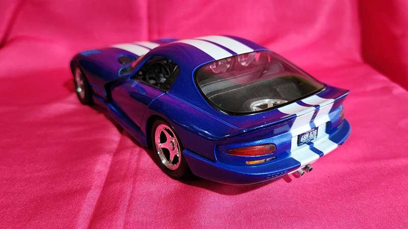 Dodge Viper (1:18)