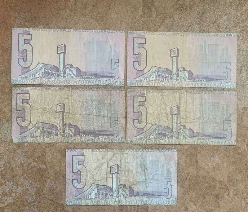 5 x South Africa R5 Old Notes, Van Riebeck, Circulated