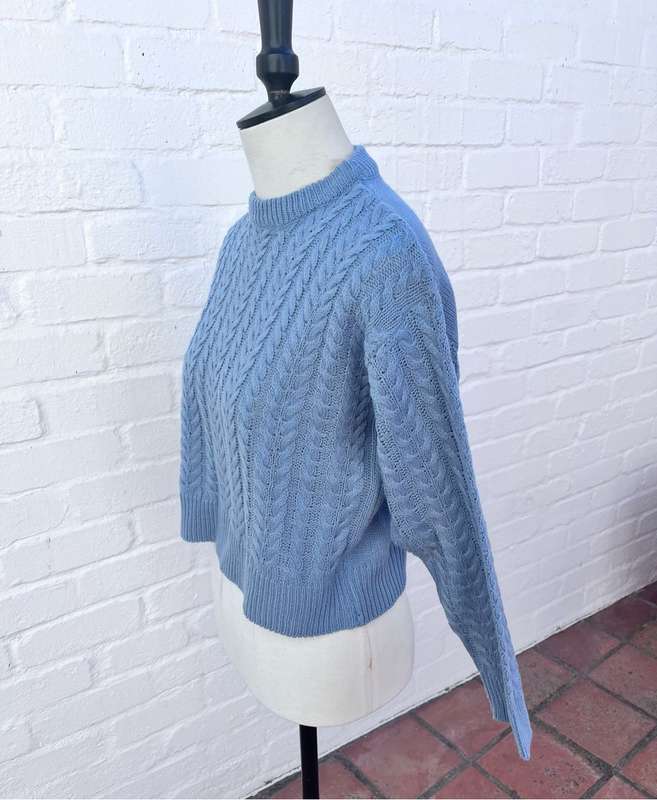 Blue cable jersey (S-M)