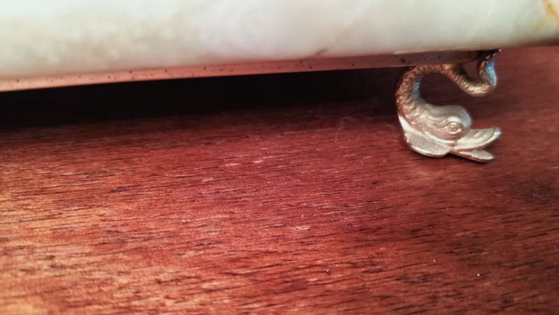 Large Onyx Jewellery Box with Fish Shaped Feet