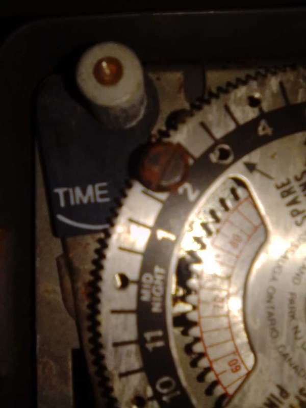 D-FROST-O-MATIC TIME CONTROL TIMER.  MODEL 8141-21