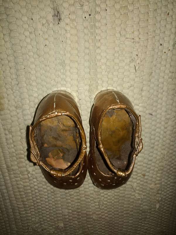Vintage kids bronz shoes