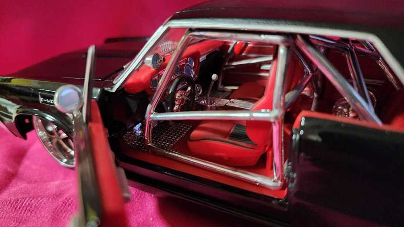 Pontiac GTO ( Corvette Engine ) 1:18