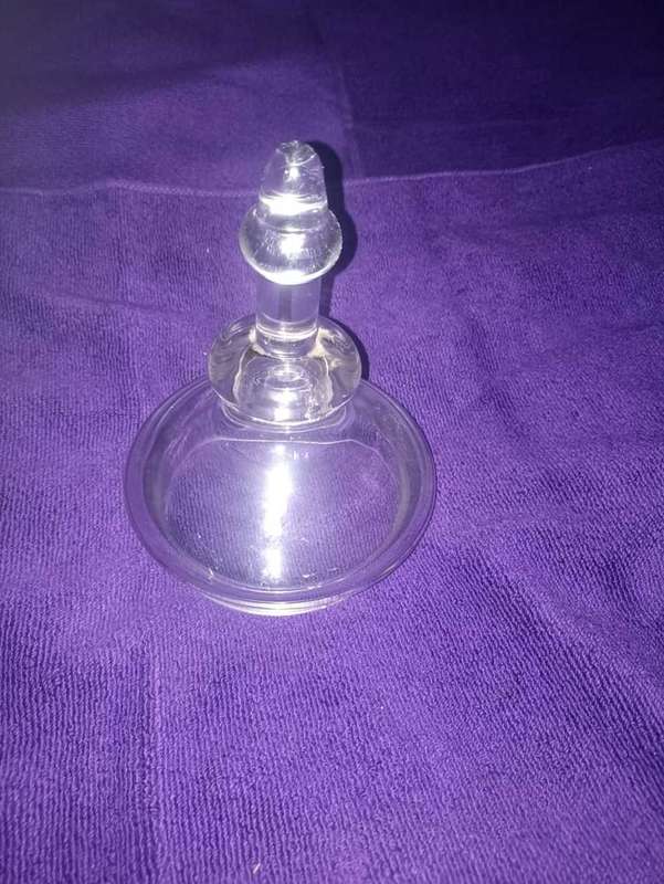 Wow  glass container with bath balls