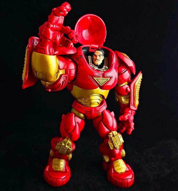 ToyBiz Marvel Legends Hulkbuster Ironman
