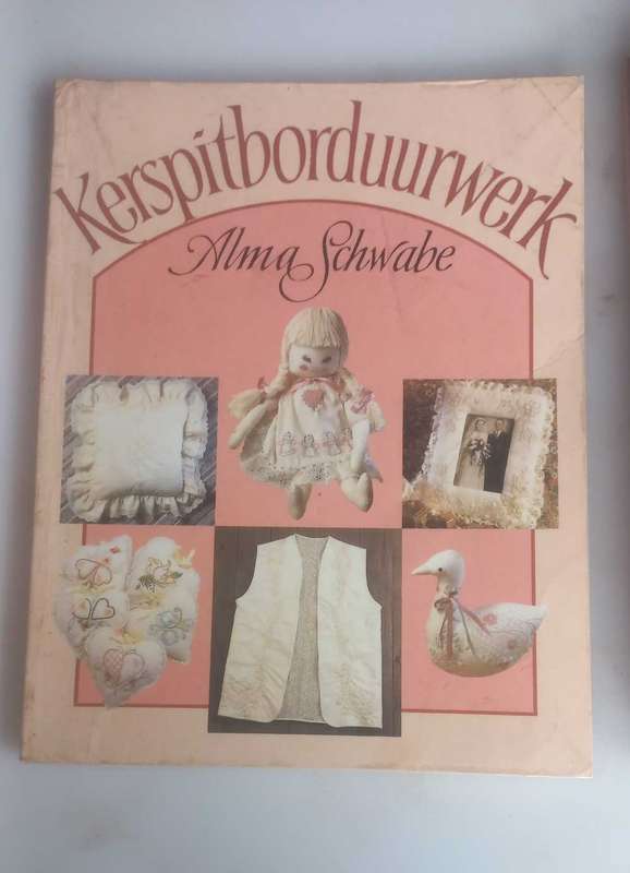 Kerspitborduurwerk deur Alma Schwabe