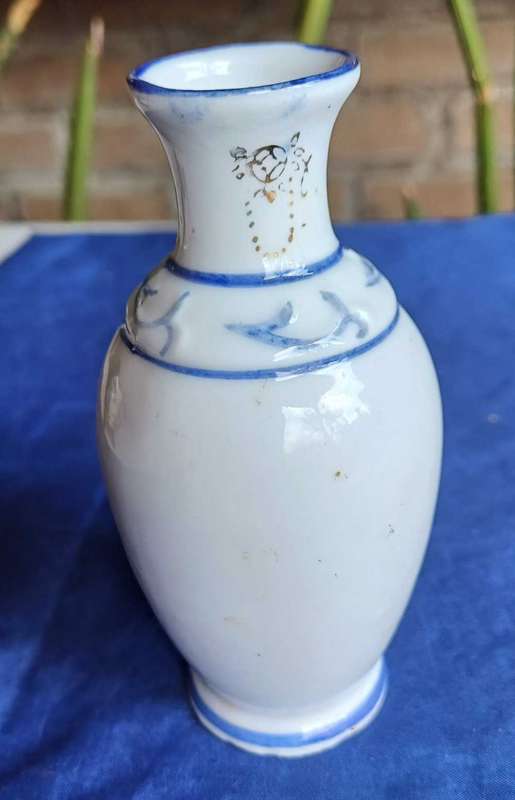 Small flower pot