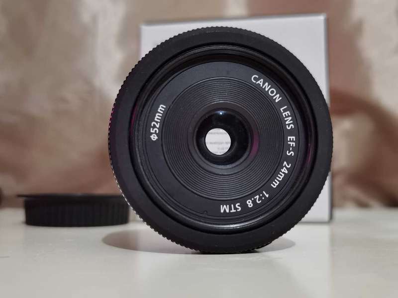 Canon EFS 24mm f2.8 STM pancake lens