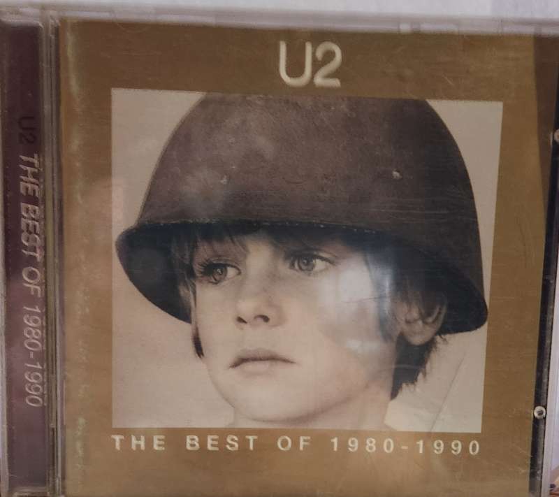 U2 The Best of 1980-1990     (803)