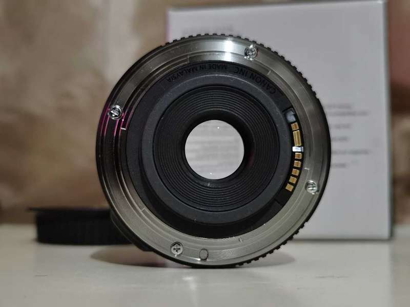Canon EFS 24mm f2.8 STM pancake lens